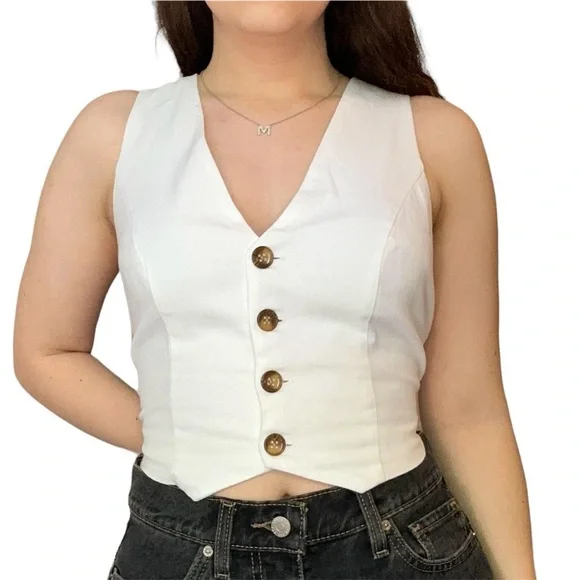 Button-up vest - Picture 2 of 4